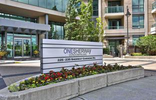 2-bedroom apartment in Etobicoke for C$749,000