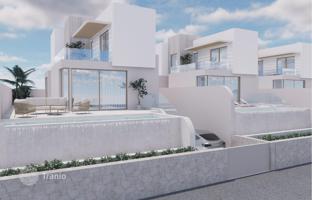 3-bedroom villa 170 m² in Algorfa for 670,000 €