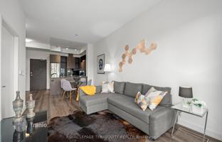 4-bedroom apartment in Sackville Street for C$779,000