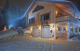 3-bedroom cottage 300 m² in Kittilä for 6,700 € per week