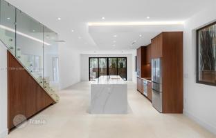 5-bedroom house 469 m² in Miami for $3,300,000