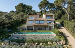 4-bedroom villa in Saint-Paul-de-Vence for 3,450,000 €