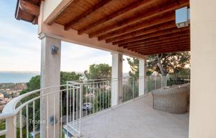 4-bedroom villa in Padenghe sul Garda for 3,750,000 €