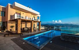 Exclusive 5 bedroom villa with breathtaking views for 1,600,000 €