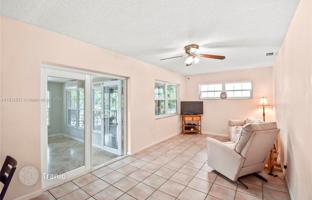 3-bedroom house 316 m² in Bal Harbour for $1,869,000