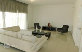 3-bedroom villa 250 m² in Paphos for 910,000 €