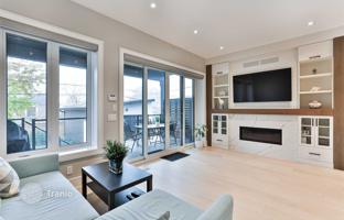 4-bedroom house in Etobicoke for C$2,488,000