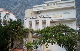 Townhome – Kotor (city), Kotor, Montenegro for 1,500,000 €