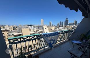 2-bedroom apartment 30 m² in Tel Aviv for $683,000