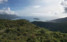 Plot 4000 m² with a view of the Budva Riviera in Lapcic for 160,000 €