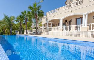 Modern villa with a pool, a gym and sea views, Calpe, Spain for 2,780,000 €