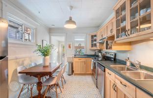 3-bedroom townhouse in Old Toronto for C$1,170,000