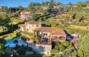 Three-storey bright villa with a swimming pool, a garden, and a cinema room in Mougins, French Riviera for 2,990,000 €
