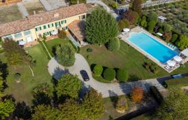 Property immersed in the vineyards of the Asti countryside between Langhe and Monferrato, Costigliole d'Asti, Piedmont, Italy. Price on request
