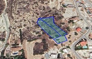Land plot 4,349 m² in Palodia for 650,000 €