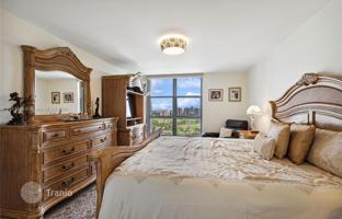 2-bedroom apartments in condo 110 m² in Aventura for $524,000