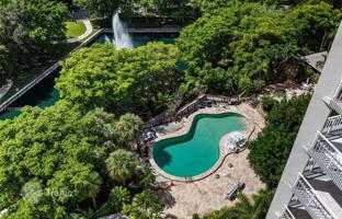 1-bedroom apartments in condo 111 m² in Miami for $395,000