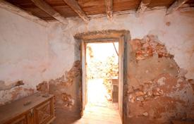 Old House for Reconstruction for 135,000 €