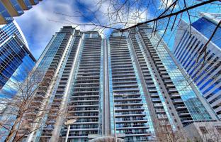 1-bedroom apartment in Yonge Street for C$750,000