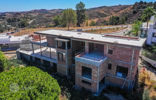 6-bedroom villa 812 m² in Mijas for 1,100,000 €
