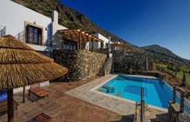 Luxury hillside villa with picturesque views, a garden and a swimming pool, Crete, Greece for 3,600 € per week