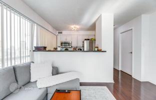 5-bedroom apartment in Yonge Street for C$1,271,000