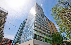 Apartment – Simcoe Street, Old Toronto, Toronto,  Ontario,   Canada for C$879,000