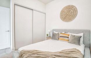 5-bedroom apartment in Old Toronto for C$1,072,000