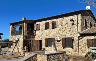 4-bedroom villa 420 m² in Roccastrada for 1,100,000 €