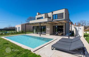 4-bedroom house 211 m² in Istria County for 690,000 €