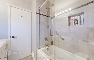 10-bedroom house in Scarborough for C$1,705,000