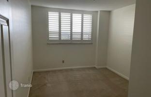 6-bedroom apartment in Etobicoke for C$961,000