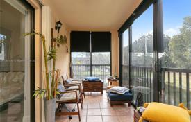 Condo – Weston, Florida, USA for $380,000
