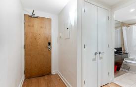 Apartment – Blue Jays Way, Old Toronto, Toronto,  Ontario,   Canada for C$840,000
