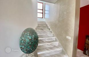 4-bedroom cottage 300 m² in Limassol for 1,400,000 €