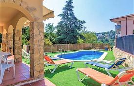 Townhome – Lloret de Mar, Catalonia, Spain for 650,000 €