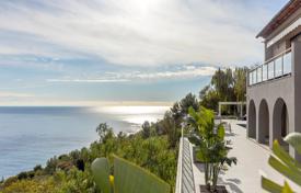 Villa – Èze, Côte d'Azur (French Riviera), France for 5,350,000 €