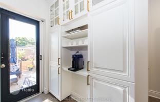 6-bedroom house in Old Toronto for C$2,282,000