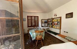 5-bedroom villa 200 m² in Portoferraio for 900,000 €