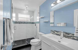 5-bedroom house 220 m² in Miami for $1,050,000