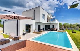 Furnished villa with a pool, Vodnjan, Croatia for 650,000 €