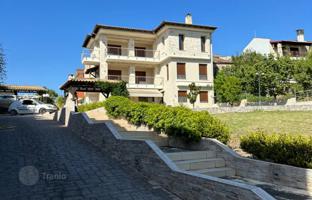 5-bedroom house 220 m² in Afytos for 670,000 €