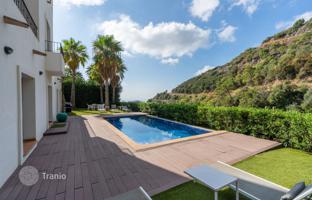 4-bedroom villa 407 m² in Benahavis for 1,350,000 €