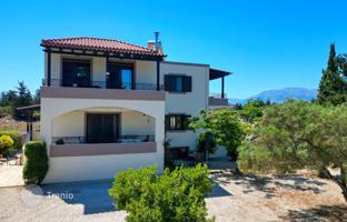 Land plot 5,500 m² in Chania for 450,000 €