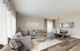 Townhome – North York, Toronto, Ontario,  Canada for C$1,978,000