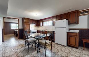10-bedroom townhouse in North York for 930,000 €