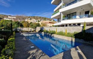 3-bedroom penthouse 140 m² in Germasogeia for 650,000 €