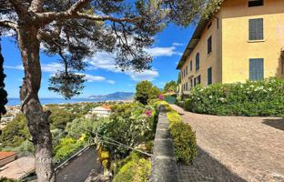 2-bedroom apartment 129 m² in Liguria for 845,000 €