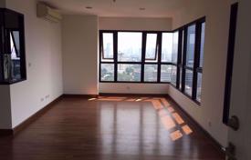 2 bed Condo in The Crest Phahonyothin 11 Phayathai District for $278,000