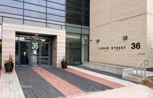 5-bedroom apartment in Lisgar Street for C$777,000